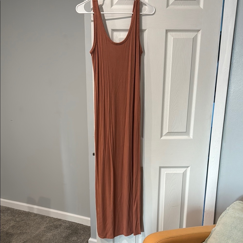 Old Navy Sleeveless Ribbed Maxi Dress